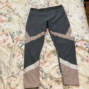 Calvin Klein capris leggings